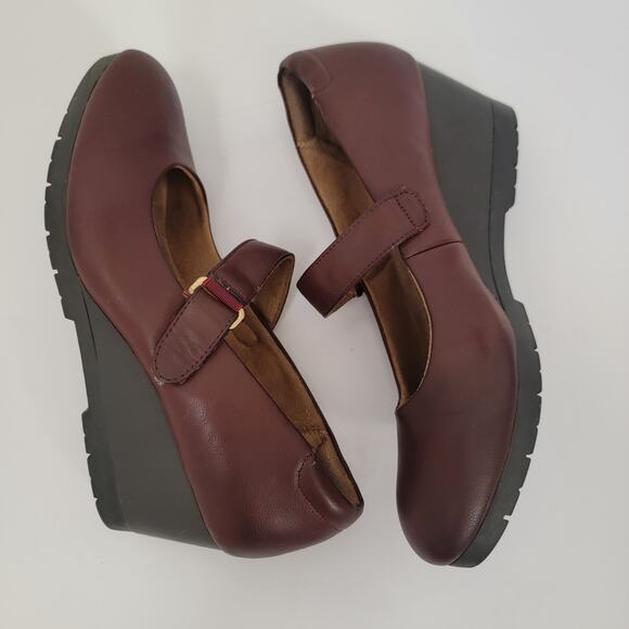 Natural Soul Mary Jane Wedge 9.5 Leather Maritzia Almond Toe Brown Faux Leather - Picture 14 of 15